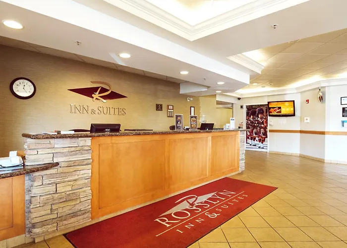 Rosslyn Inn & Suites