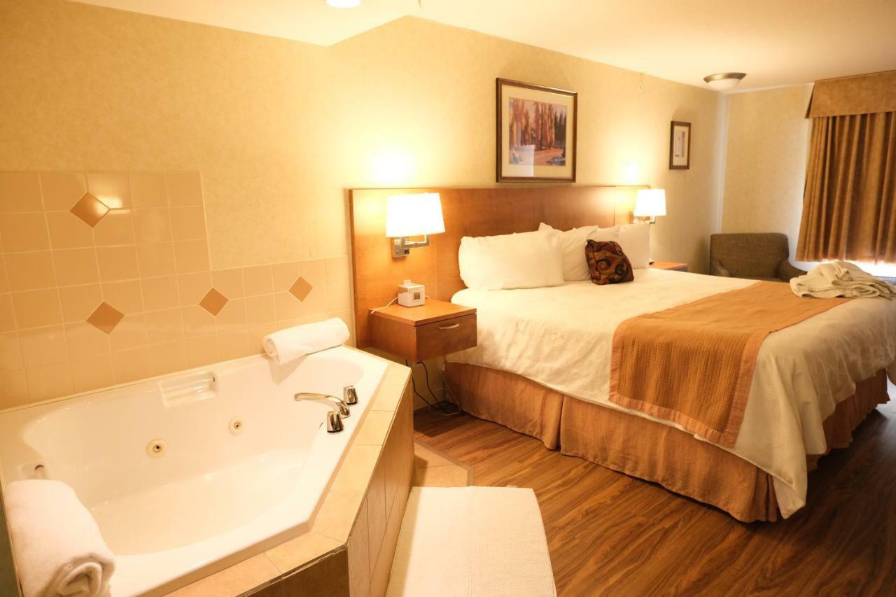 Rosslyn & Hotel 3*